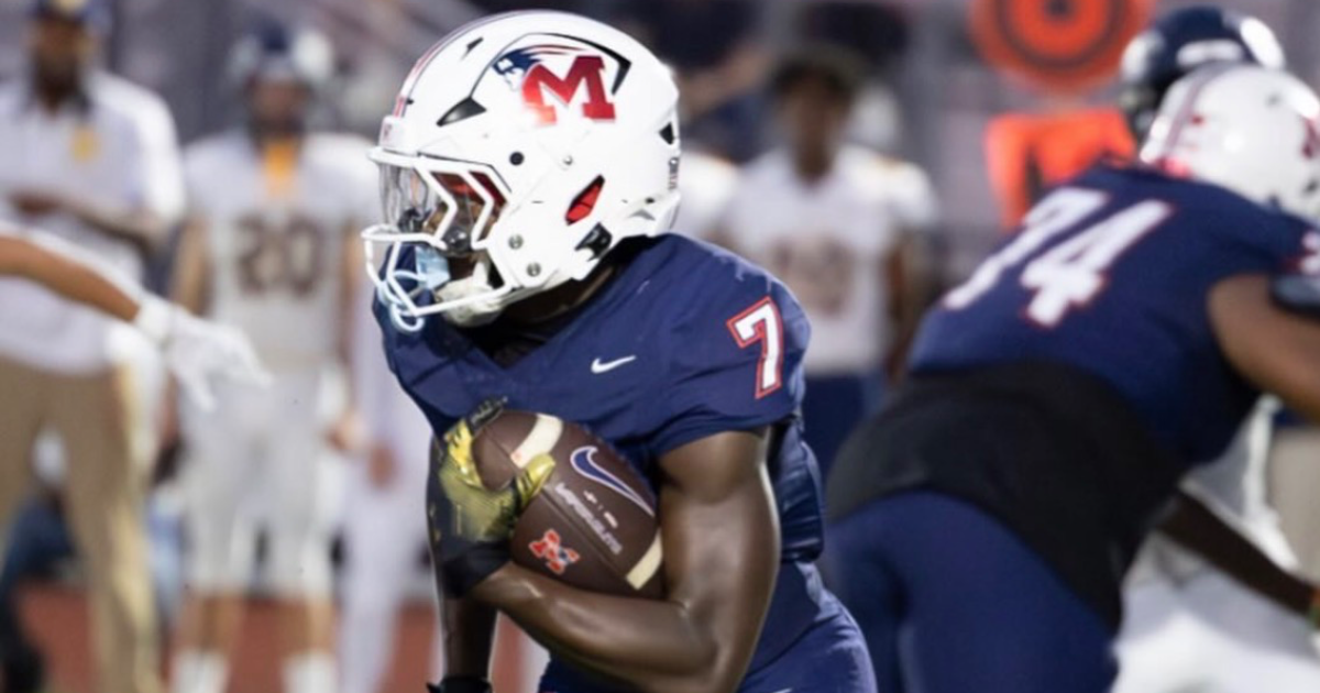 Touted RB Jeremiah Dent locks in official visits to Arkansas and North Carolina