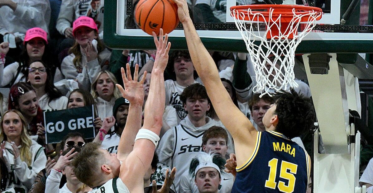 Michigan basketball takes down Spartans in top-10 win, first in East Lansing since 2018