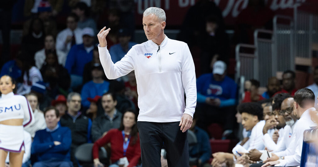 andy-enfield-discusses-smus-embarrassing-results-sharing-the-basketball-at-louisville