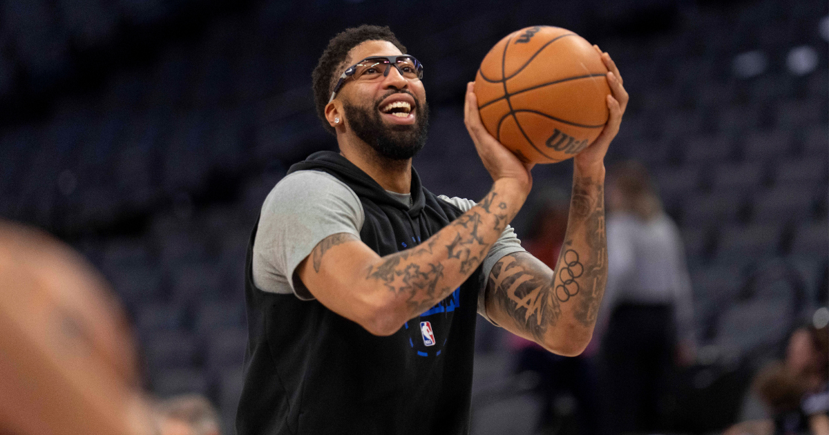 Anthony Davis headlines 8-player trade that sends him to Washington Wizards