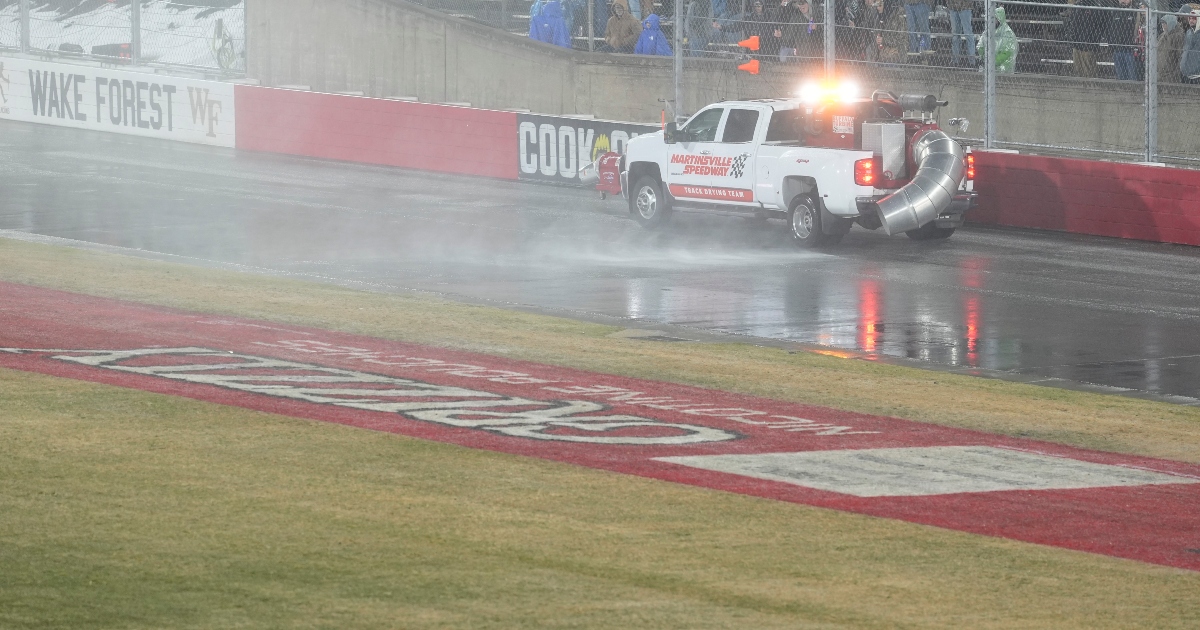 Insider calls out NASCAR for 'hand-holding' teams amid weather, fuel issues at Clash