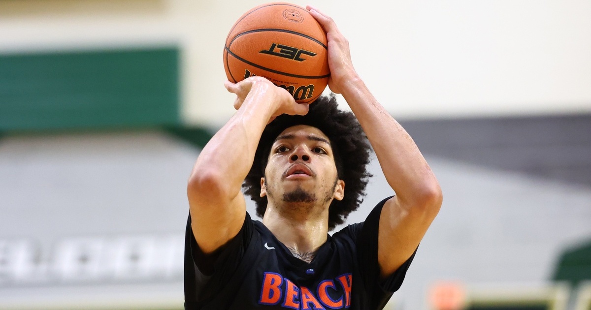 Tyran Stokes, Rainier Beach dominates Eastside Catholic