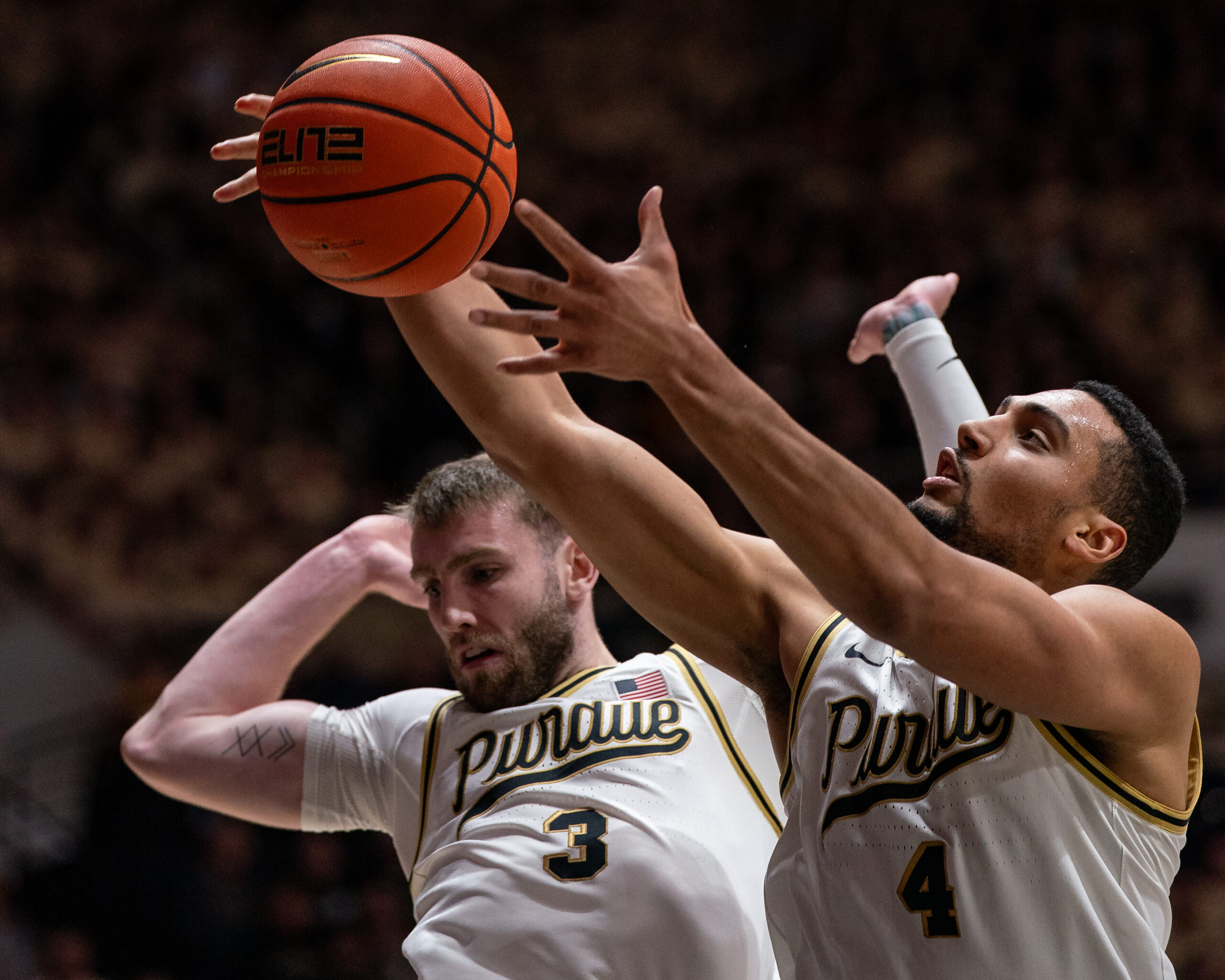 Fletcher Loyer’s late 3-pointer helps Purdue survive Oregon’s upset bid
