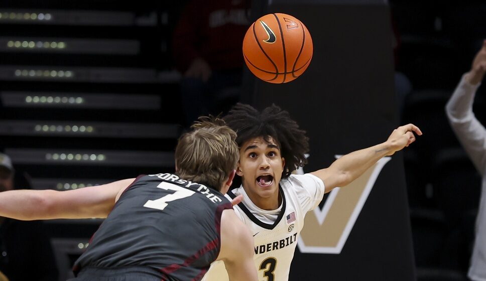 Vanderbilt Falls to Oklahoma 92-91