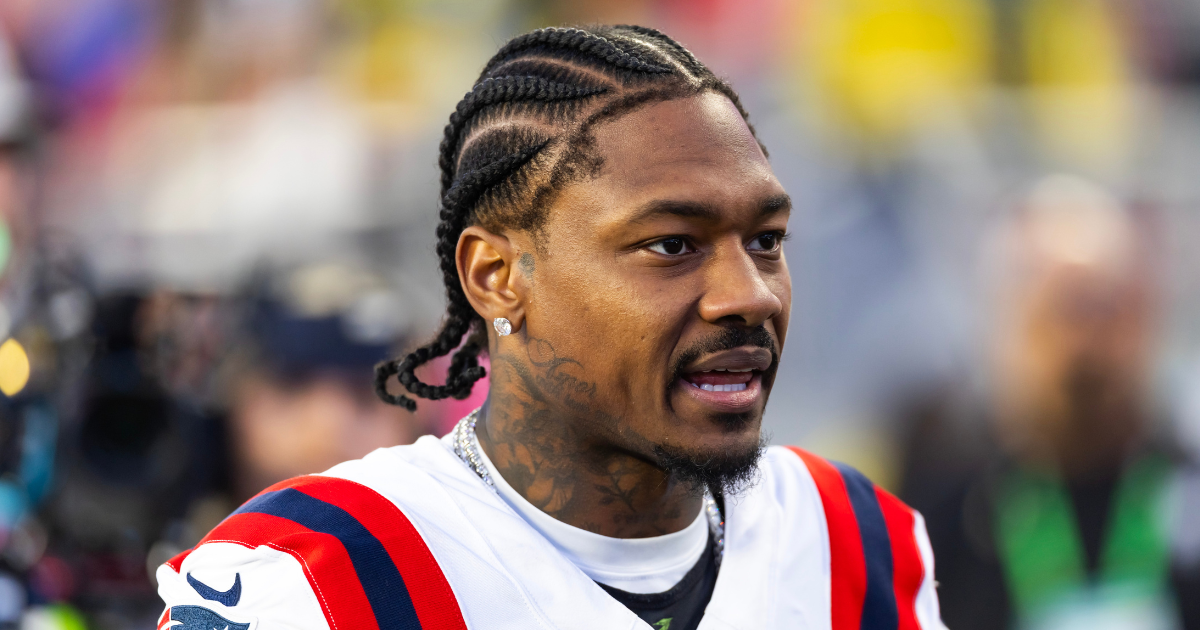 Patriots make key decision on receiver Stefon Diggs' future