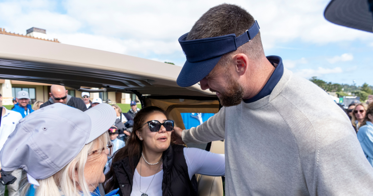Travis Kelce hits bystander with golf ball at AT&T Pebble Beach Pro-Am
