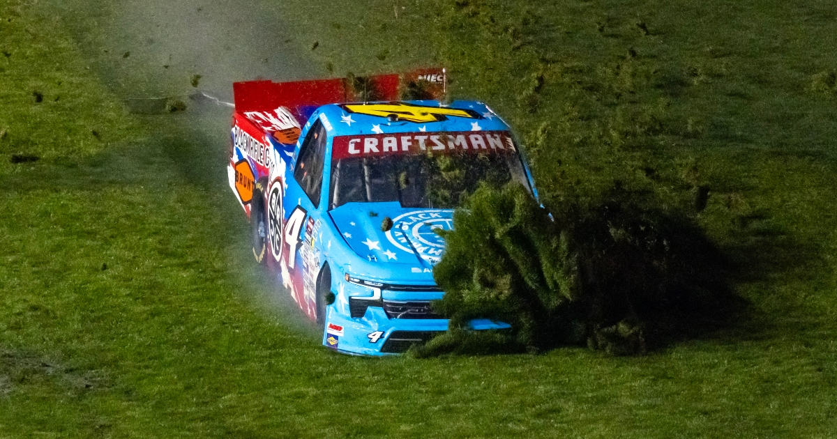 Freddie Kraft hammers NASCAR for approving Cleetus McFarland, Natalie Decker to race at Daytona: 'What are we doing?'