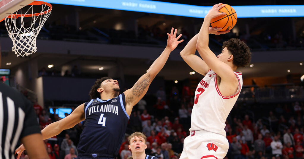 With Jack Janicki Sidelined, Hayden Jones Steps Into a New Role for Wisconsin