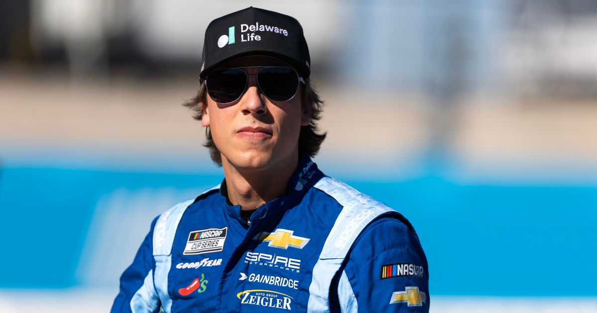 Ryan Blaney offers constructive advice to Carson Hocevar over aggressive style of racing amid Atlanta chaos