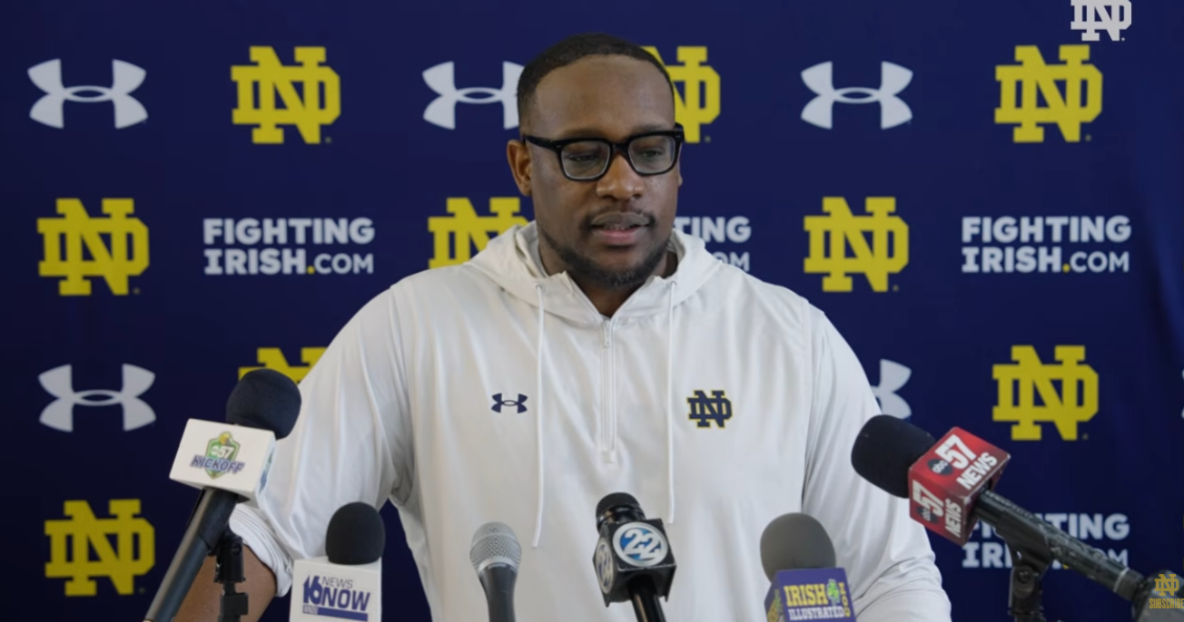 Mike Mickens helped define Notre Dame’s big picture for new DBs coach Aaron Henry