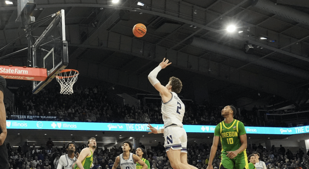 Martinelli's buzzer beater ekes out a 63-62 win over Oregon