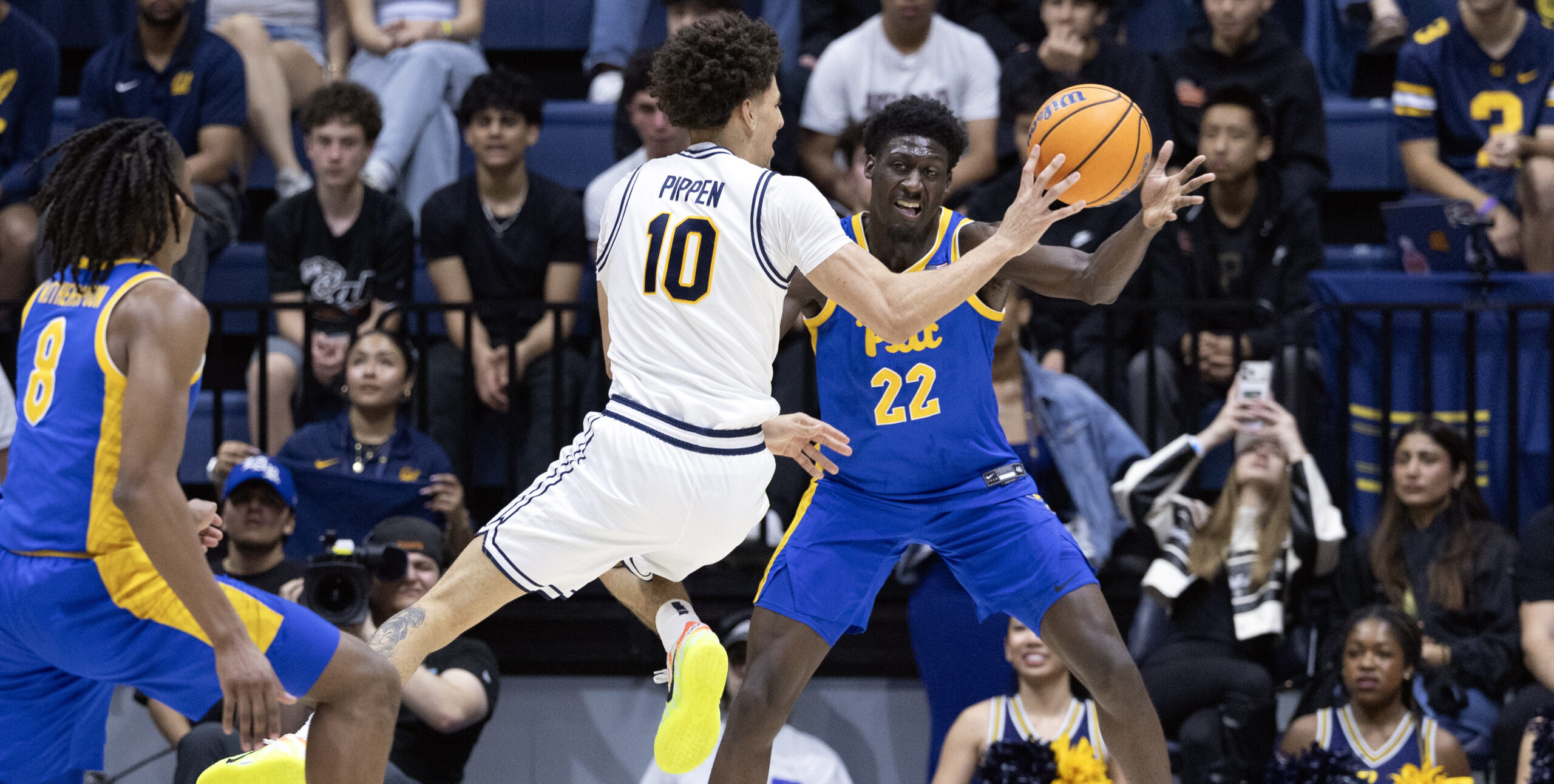Pitt Controls from Wire-to-Wire in Key ACC Road Win Over Cal