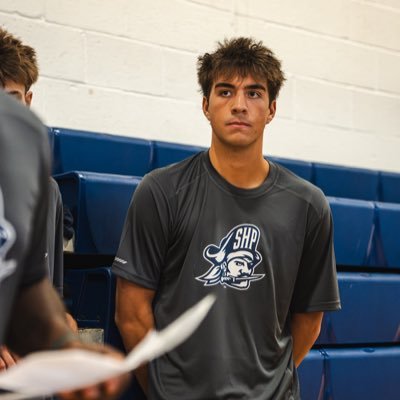 Ante makes college pick