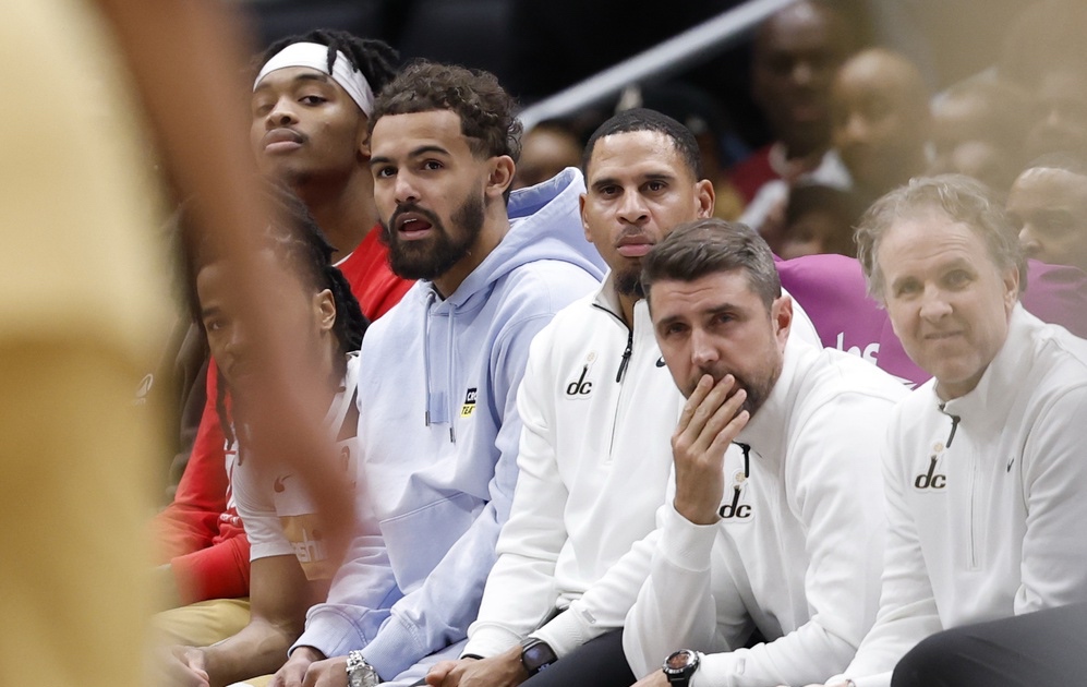 WATCH: Trae Young ejected before suiting up for Wizards after Rockets' Tari Eason shoves teammate