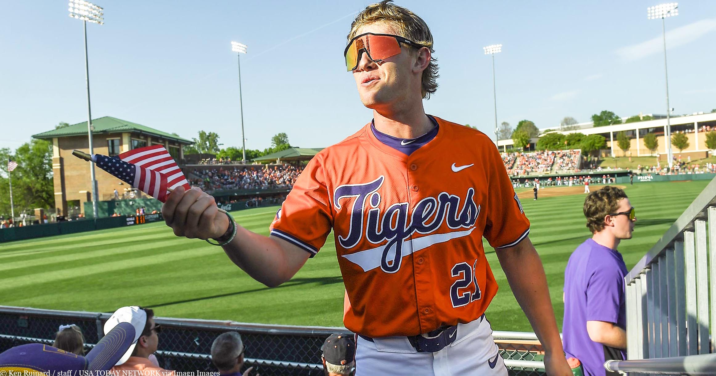No. 10 Clemson pounds Michigan State 12-1 in seven innings