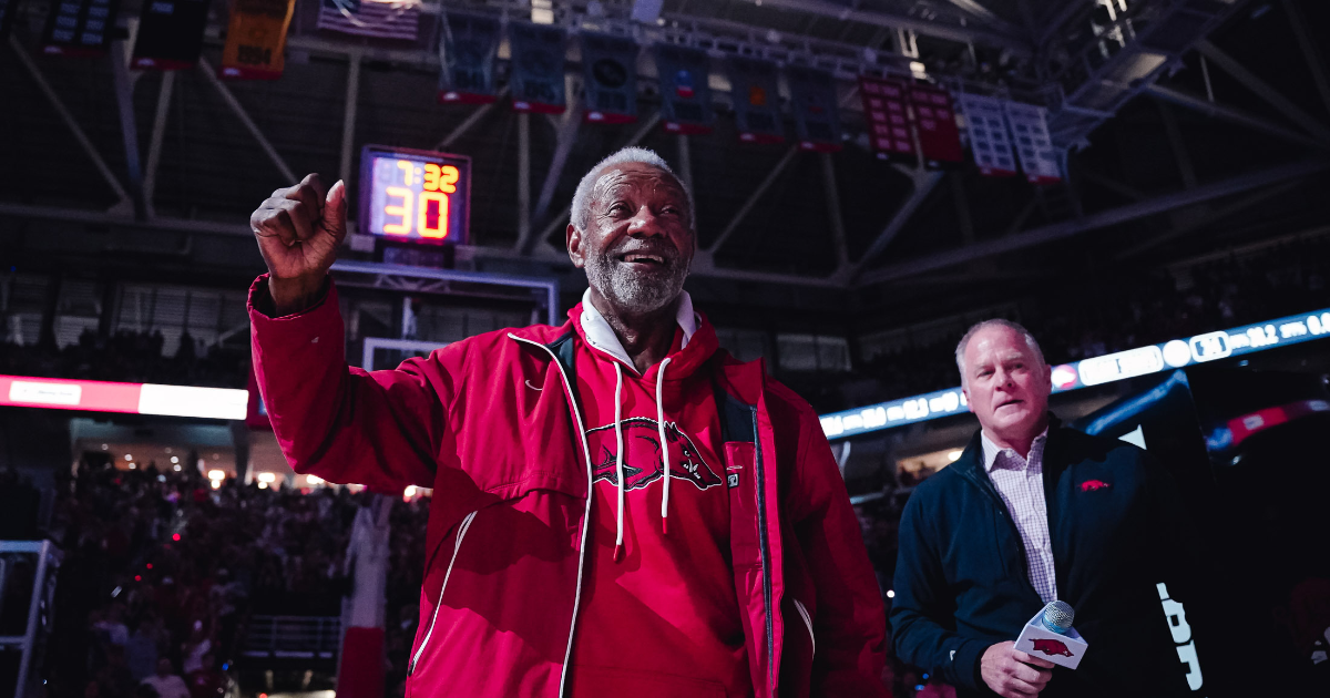 Arkansas to build Nolan Richardson statue outside Bud Walton Arena