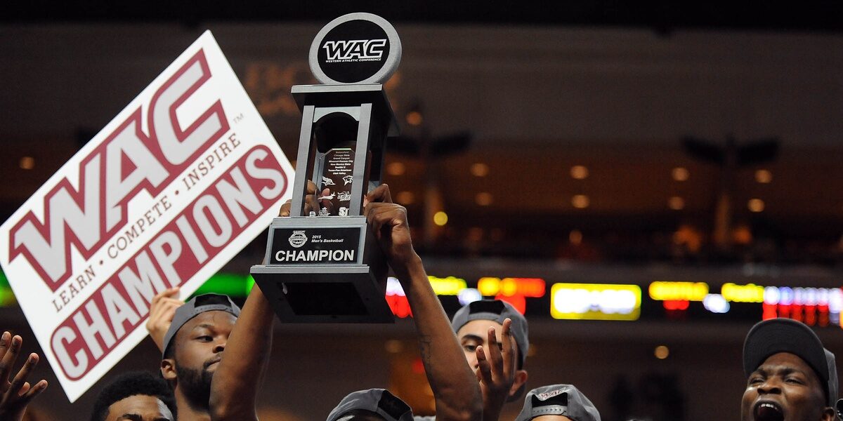 WAC threatens basketball tournament ban if Utah Valley doesn't pay $1 million by 5 pm