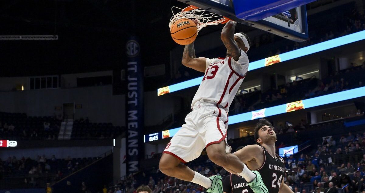 OU basketball wakes up, takes over, rolls South Carolina in SEC Tournament, 86-74