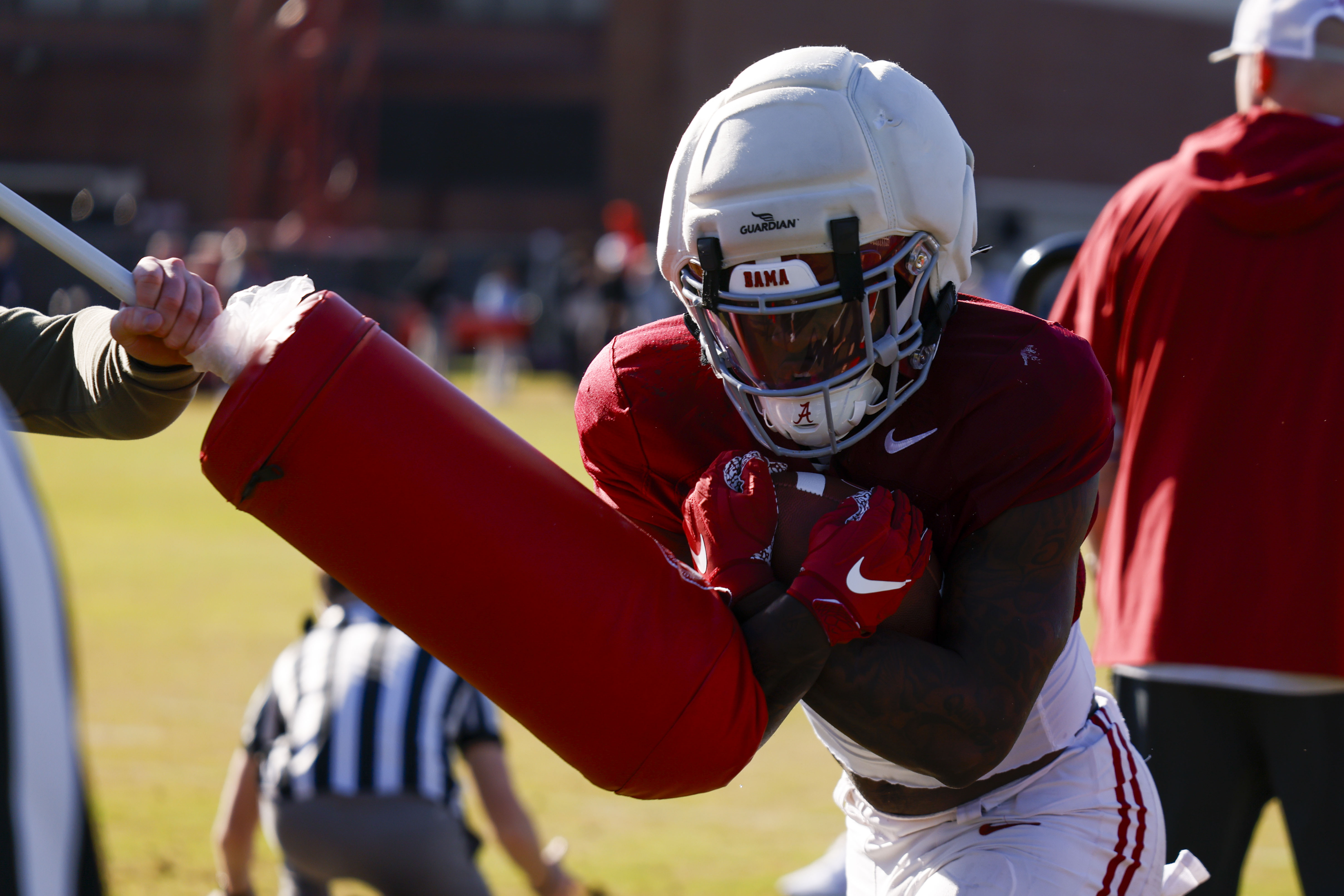 Photo Gallery: Alabama puts on full pads for Practice 4 of spring