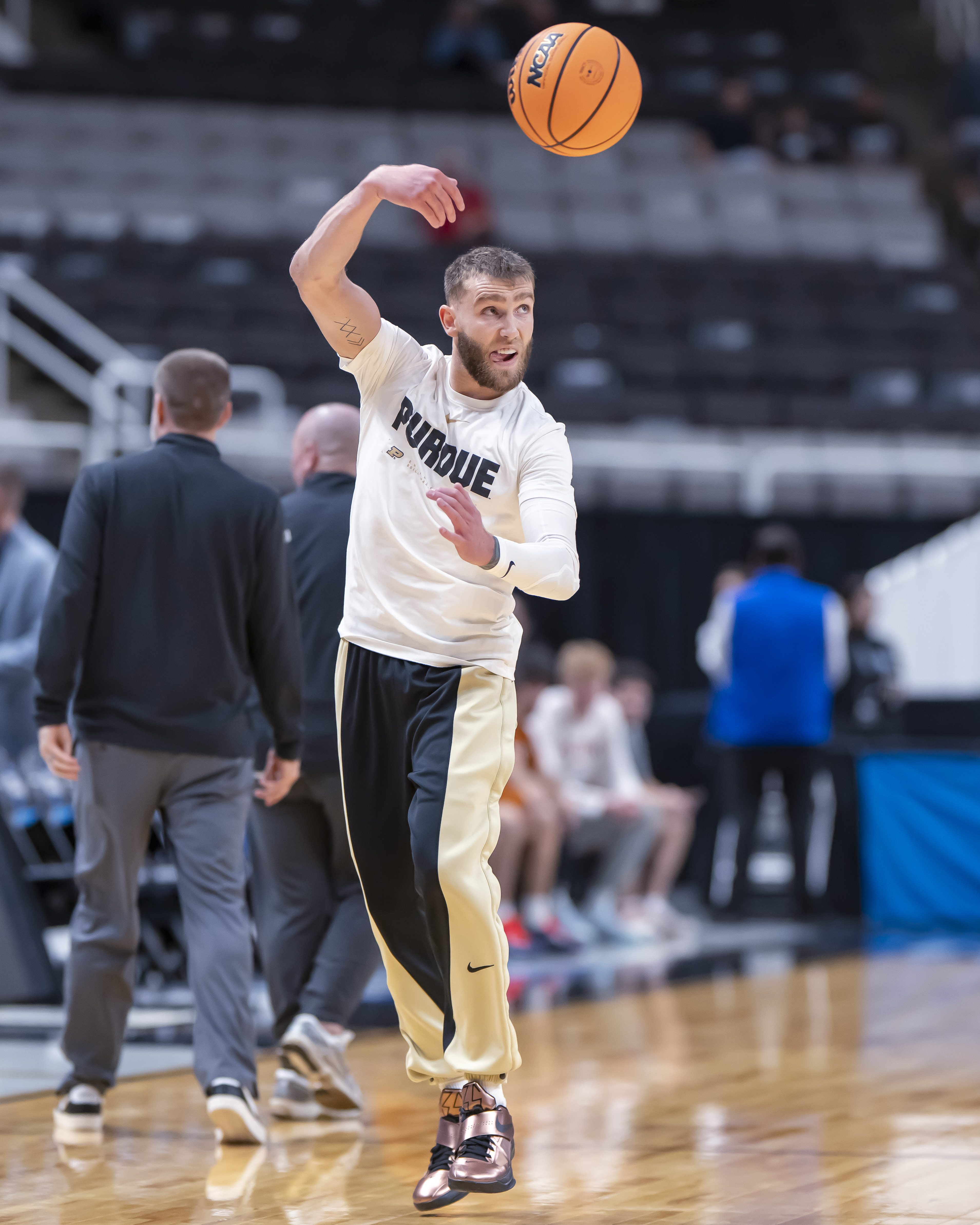 Kade Perry GoldandBlack.com NCAA Sweet 16 gallery: No. 2 Purdue 79, No. 11 Texas ...