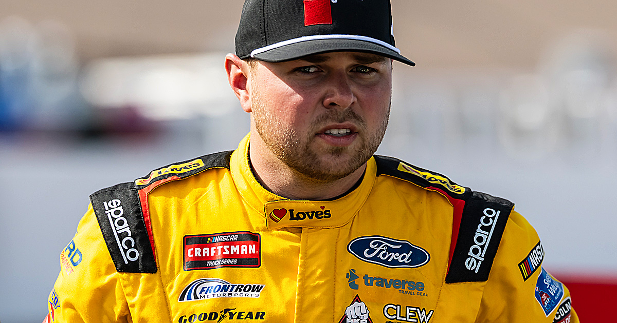 Front Row GM sets record straight on Layne Riggs’ future after Noah ...