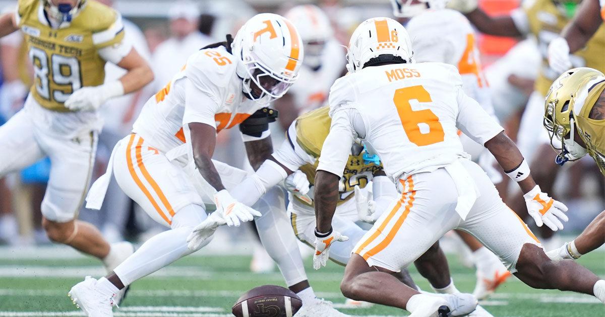 Gt Rivals Main Menu Georgia Tech DB Jaylen Mbakwe placed on stretcher, carted off after ...