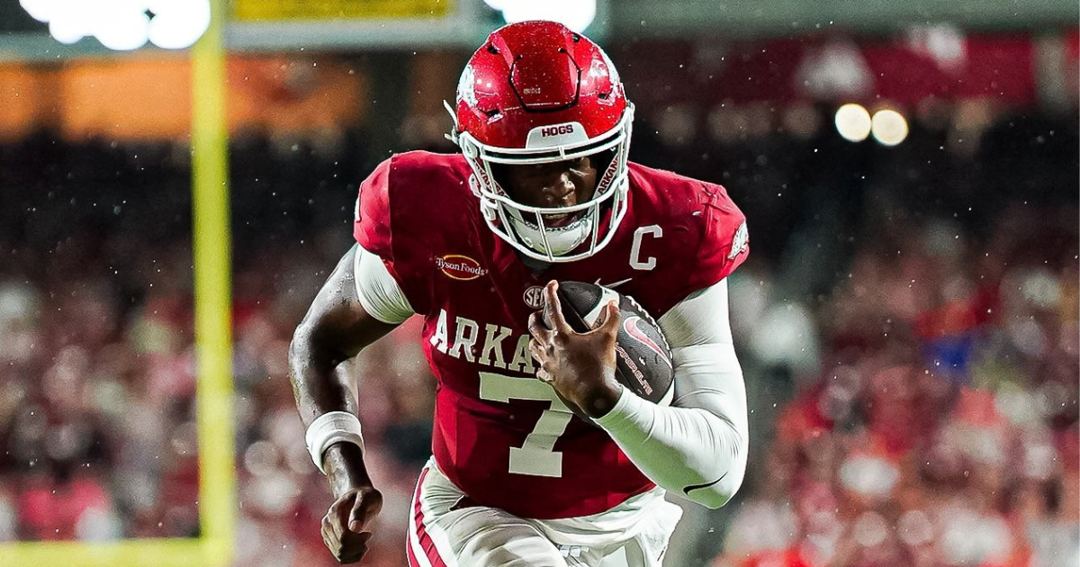 Ark Player Menu Arkansas pushes past Tulsa, 34-6 - On3