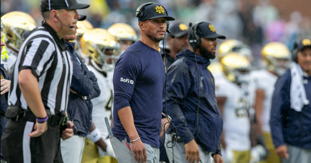 Where does Notre Dame football rank in the Week 5 AP Poll?