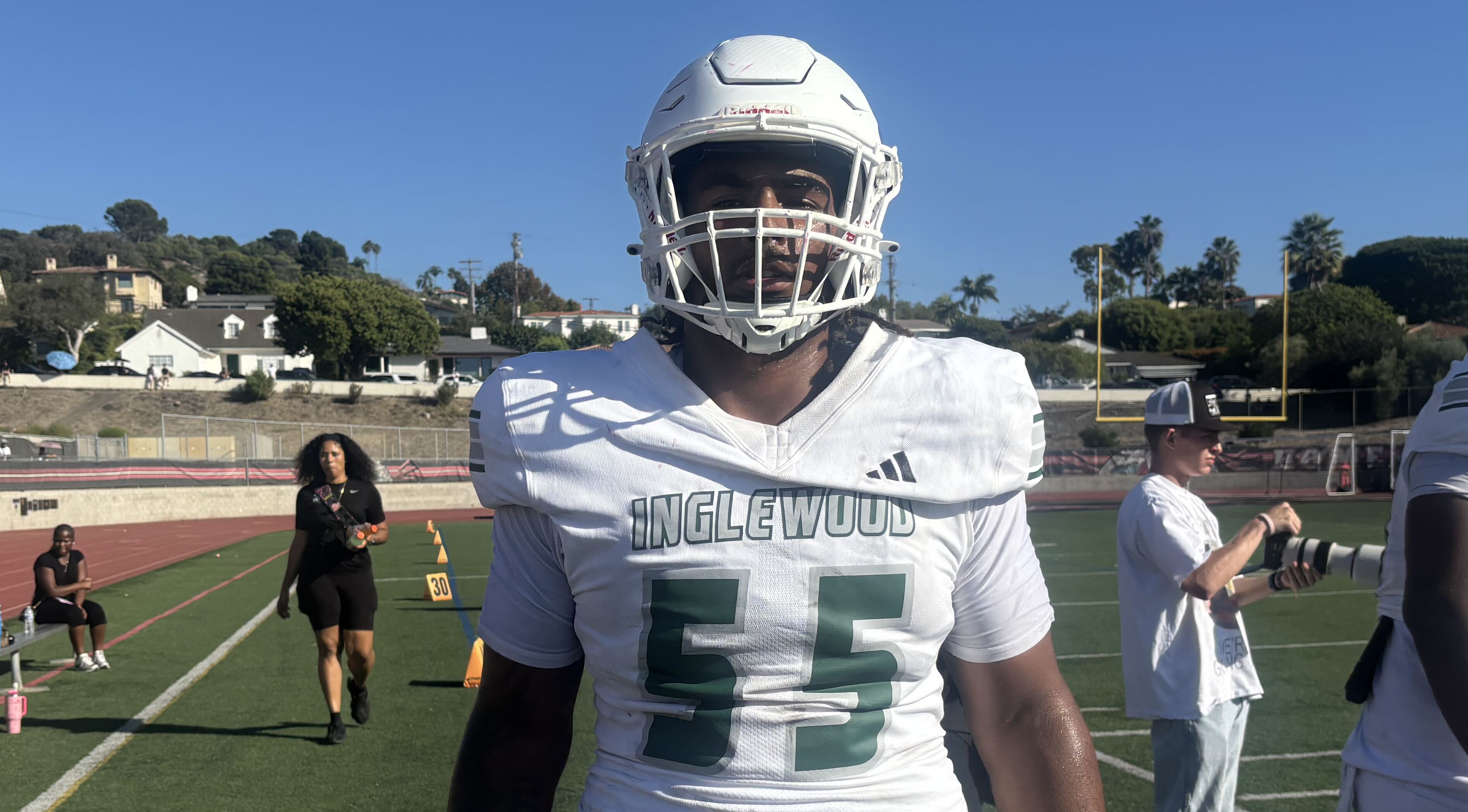 Four-star DL Elija Harmon could have stayed home but the Oklahoma ...