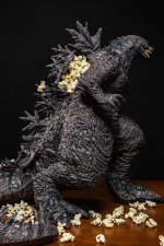 https___hypebeast.com_image_2026_10_08_toho-godzilla-minus-zero-monstrous-90-usd-popcorn-bucke...jpg