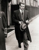 cary-grant-in-london-bettmann.jpg