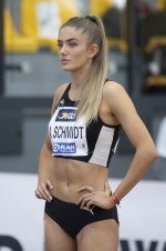 alicia-schmidt-18.jpg