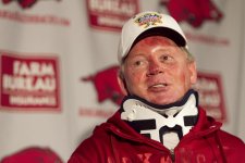 bobby-petrino-9ee2140ca5368061(1).jpg