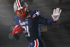211201-navy-midshipmen-uniform-480x320.jpg