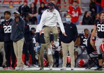 head-coach-kirby-smart-of-the-georgia-bulldogs-reacts-to-the-officials-after-a-play-near-the.jpg