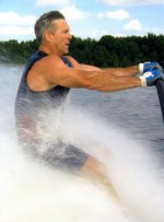 zookwaterskiing.jpg
