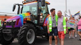 060819-agrespect-Brighton-Pride-Ben-Andrews-and-Matt-Naylor-c-Oli-Hill-Proagrica.jpg