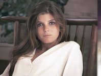 katharine-ross-was-an-underrated-beauty-of-the-late-60s-and-v0-2s6od6kovicb1.jpg