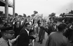 Jerry Levias Leaving TCU Stadium 11-27-1966.jpg