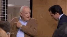 454AADF7-7542-445D-964D-FB22B0BE8D02.gif