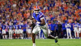 Florida-Gators-quarterback-DJ-Lagway-2_University-of-Florida-Gators-vs-Kentucky-Wildcats_0143-...jpg