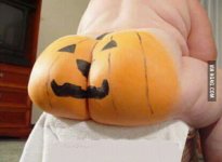 manpumkinass2s.jpg